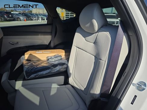 New 2026 Hyundai Tucson Limited image 33