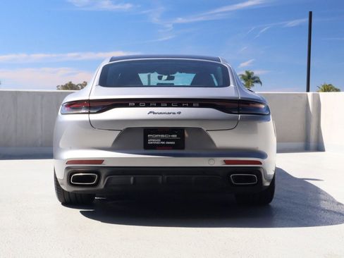 Certified 2023 Porsche Panamera 4 image 10