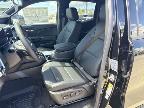 New 2026 GMC Canyon Elevation w/ Convenience Package image 15