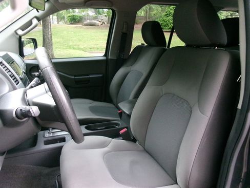 Used 2015 Nissan Xterra S w/ Value Package RWD image 14
