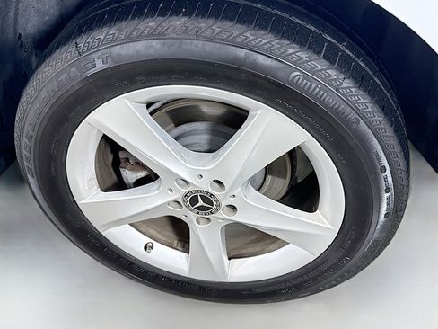 Used 2018 Mercedes-Benz GLE 350 4MATIC image 30