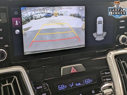 Used 2023 Kia Sorento S w/ Panoramic Sunroof Package AWD/4WD image 16