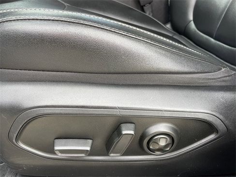 Used 2023 Jeep Grand Cherokee 4WD 4xe image 25