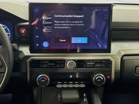 Used 2024 Toyota Tacoma TRD Off-Road image 34