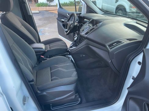 Used 2016 Ford Transit Connect XLT image 16