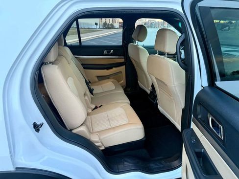 Used 2016 Ford Explorer FWD image 15