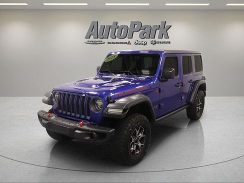 Certified 2018 Jeep Wrangler Unlimited Rubicon AWD/4WD image 3