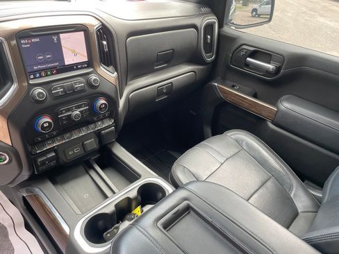 Used 2019 Chevrolet Silverado 1500 High Country AWD/4WD image 57