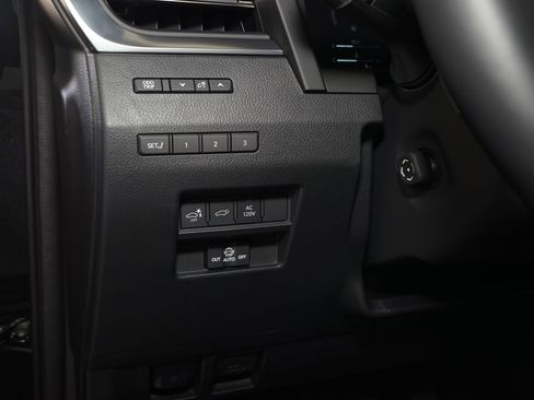 Used 2026 Lexus GX 550 w/ Cold Area Package AWD/4WD image 31