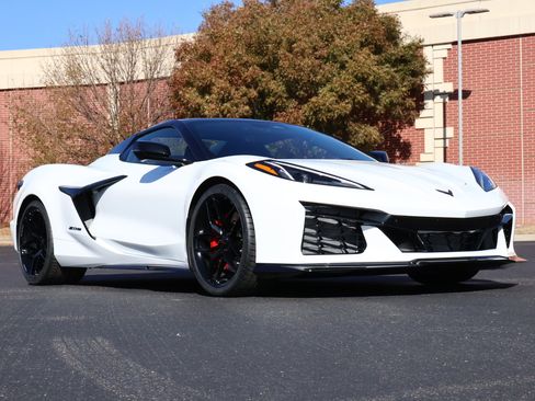 New 2026 Chevrolet Corvette Z06 image 2