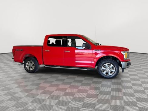 Used 2018 Ford F150 XLT w/ Equipment Group 302A Luxury AWD/4WD image 13