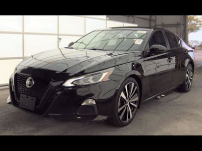 Used 2022 Nissan Altima 2.5 SR