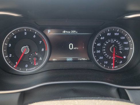 Used 2019 Genesis G70 2.0T Advanced w/ Elite Package image 25