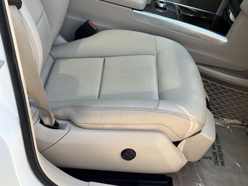 Used 2016 Mercedes-Benz E 350 Sedan image 31