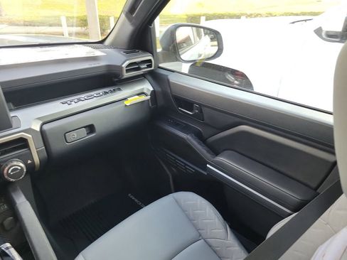 New 2026 Toyota Tacoma SR5 image 15