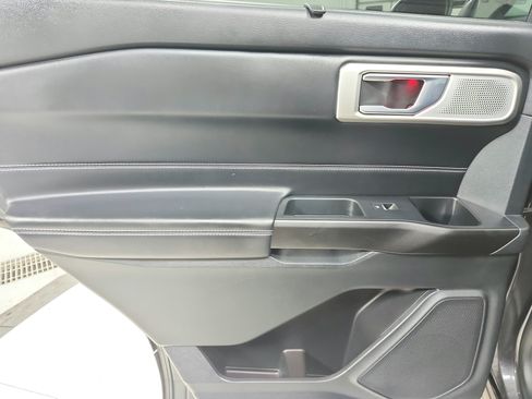 Used 2020 Ford Explorer ST w/ ST Street Pack AWD/4WD image 40