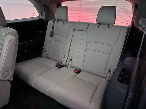 Used 2020 Honda Pilot Elite image 25