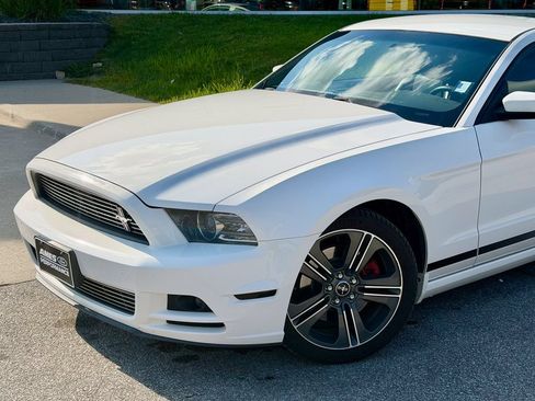 Used 2013 Ford Mustang Premium w/ V6 Performance Pkg RWD image 2