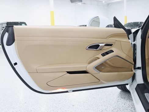 Used 2014 Porsche 911 Carrera RWD image 31