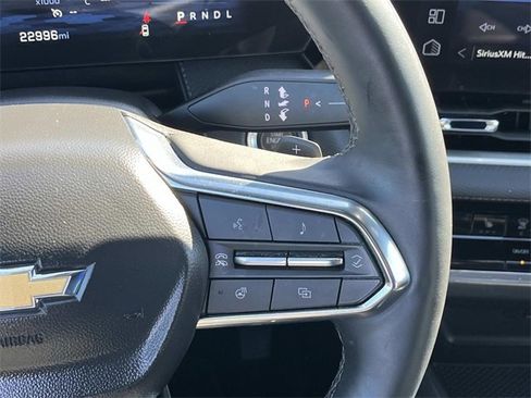 Used 2025 Chevrolet Equinox LT image 16