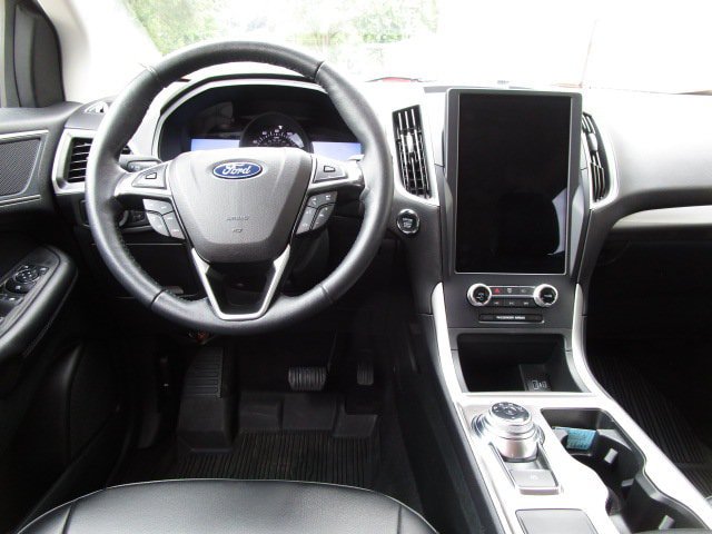 Used 2023 Ford Edge SEL w/ Convenience Package AWD/4WD image 13