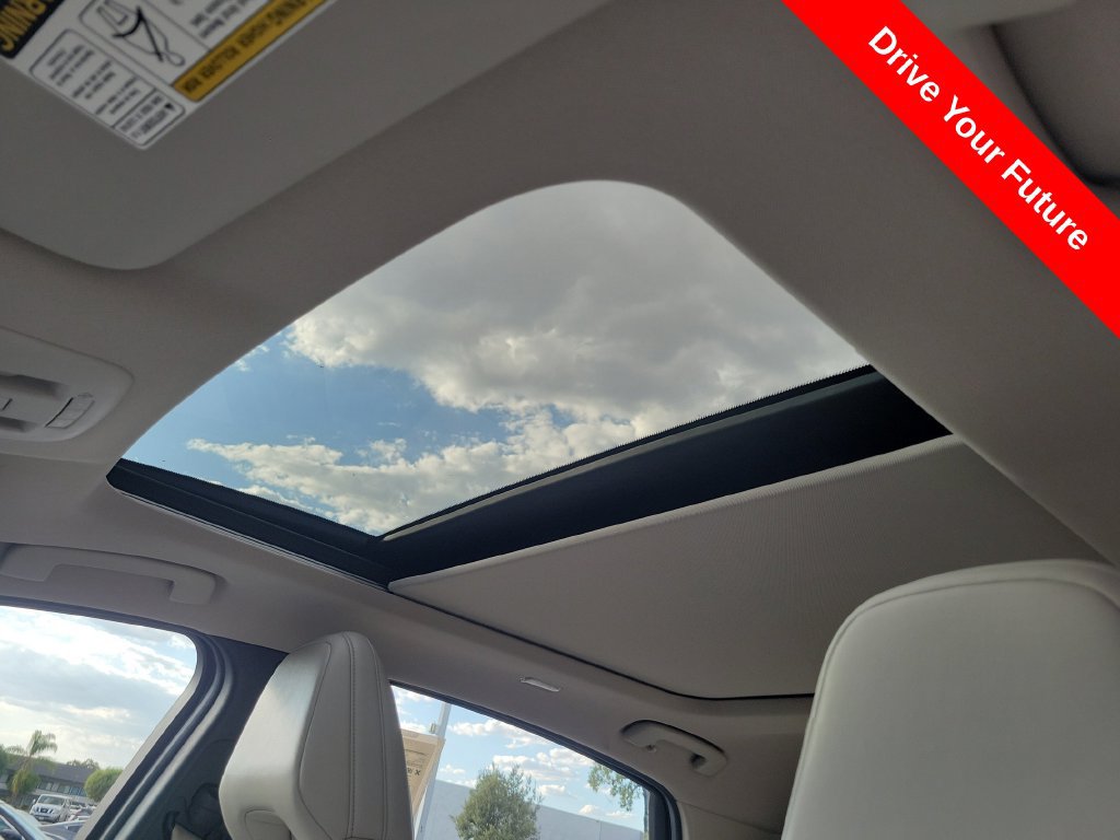 Used 2024 Nissan Ariya FWD image 21