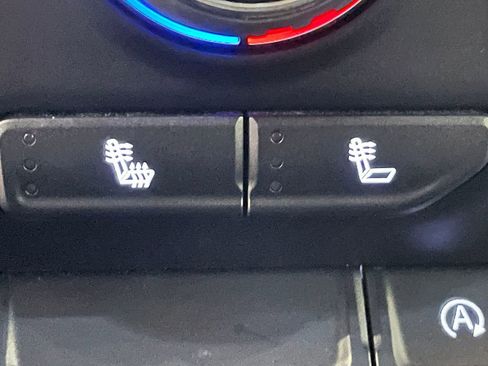 Used 2022 Chevrolet Silverado 1500 LT image 27