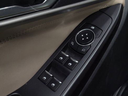 Used 2020 Ford Explorer XLT w/ Equipment Group 202A image 27