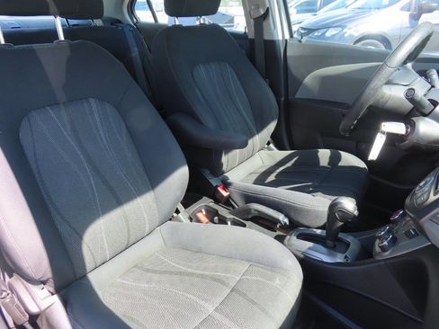 Used 2015 Chevrolet Sonic LT FWD image 41