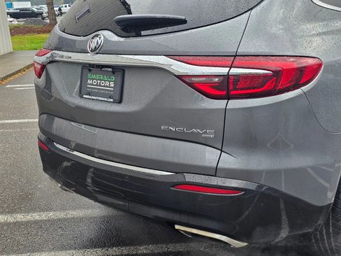 Used 2019 Buick Enclave Premium image 15