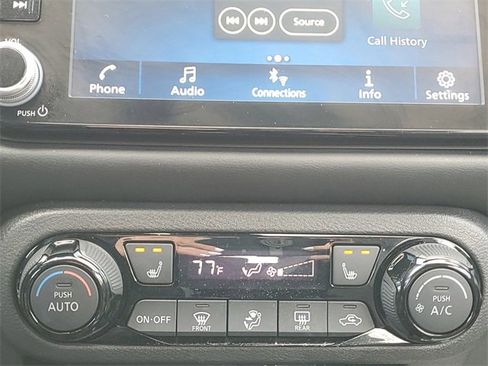 Certified 2024 Nissan Kicks SR w/ SR Premium Package image 19