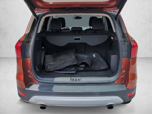 Used 2019 Ford Escape Titanium AWD/4WD image 6