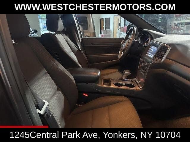 Used 2021 Jeep Grand Cherokee Laredo AWD/4WD image 15