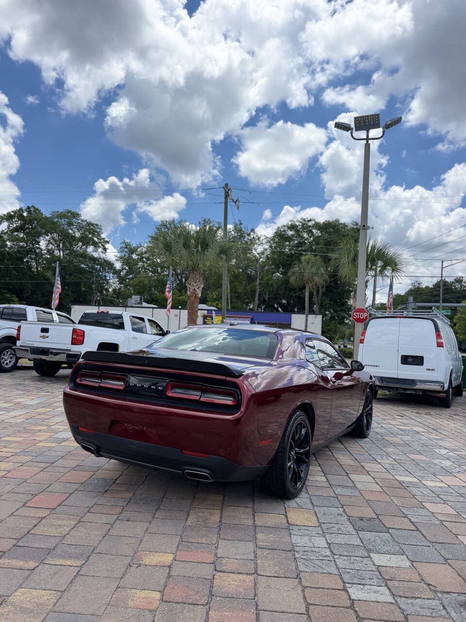 Used 2017 Dodge Challenger SXT w/ Blacktop Package RWD image 7