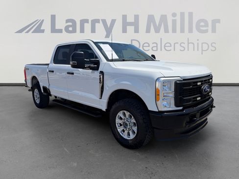 Used 2023 Ford F250 XL AWD/4WD image 7