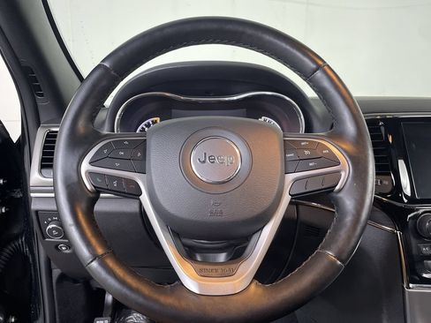 Used 2020 Jeep Grand Cherokee Limited AWD/4WD image 13