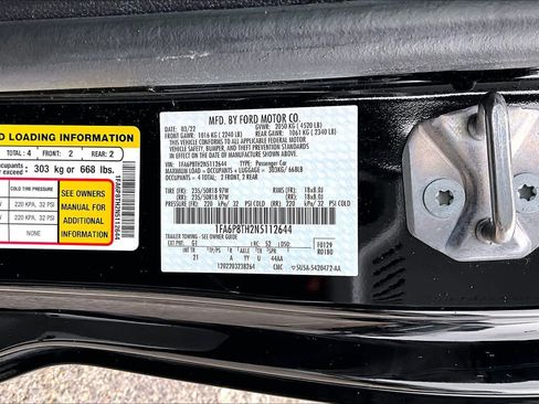 Used 2022 Ford Mustang Coupe RWD image 34