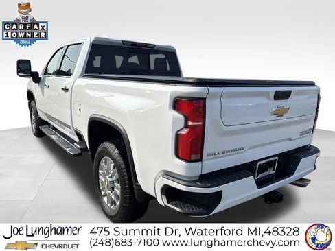 Used 2024 Chevrolet Silverado 2500 High Country w/ High Country Premium Package AWD/4WD image 5