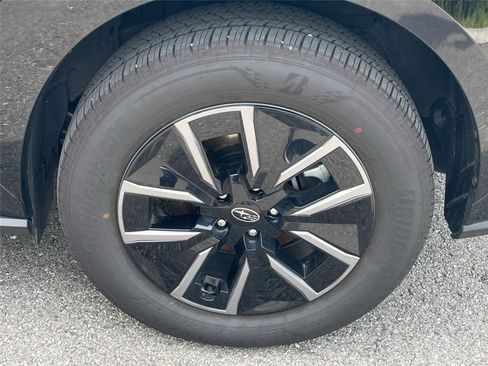 Used 2026 Subaru Solterra AWD/4WD image 11