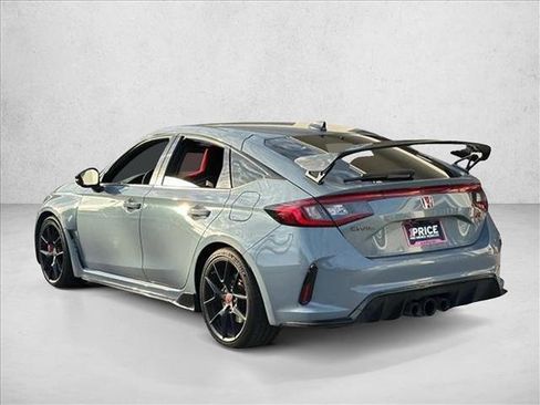 Used 2024 Honda Civic Type R image 8