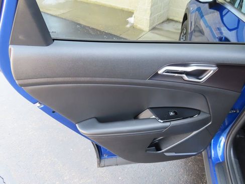 Certified 2023 Kia Sportage EX image 28