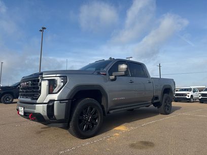 Used 2025 GMC Sierra 2500 AT4 w/ AT4 Premium Plus Package