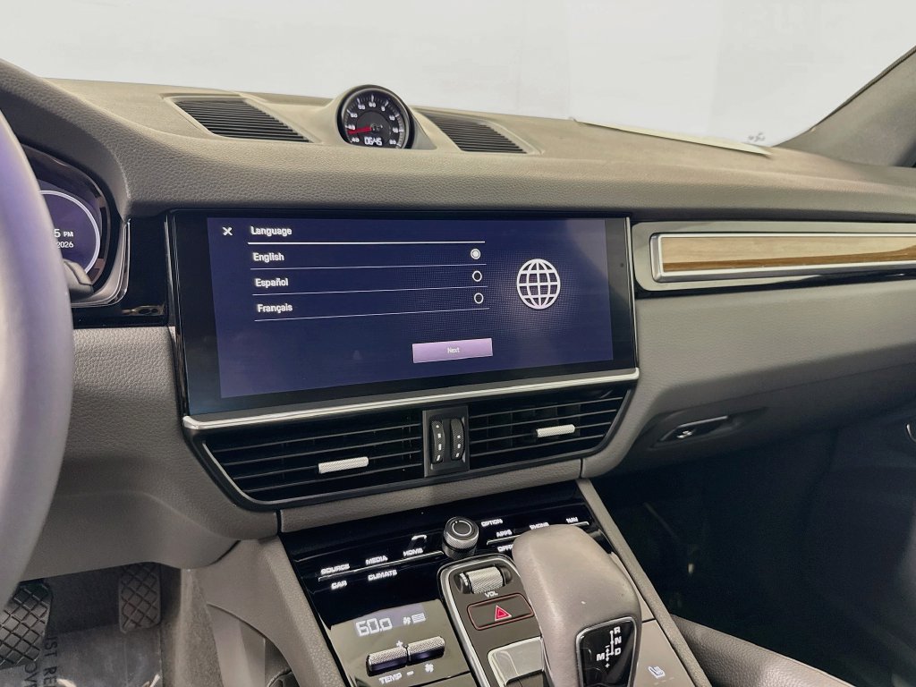Certified 2023 Porsche Cayenne AWD/4WD image 15