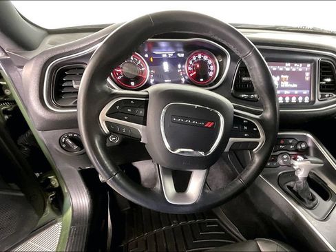 Used 2018 Dodge Challenger SXT Plus RWD image 8