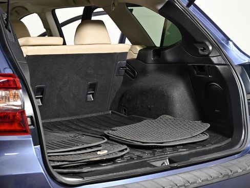 Used 2016 Subaru Outback 2.5i Limited image 31