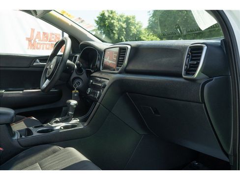 Used 2021 Kia Sportage LX AWD/4WD image 44