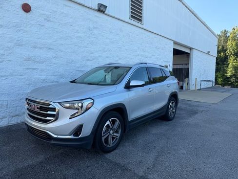 Used 2021 GMC Terrain SLT FWD image 1