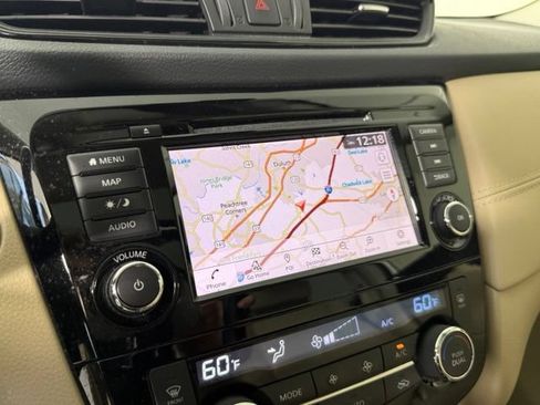 Used 2018 Nissan Rogue SL w/ Premium Package FWD image 20