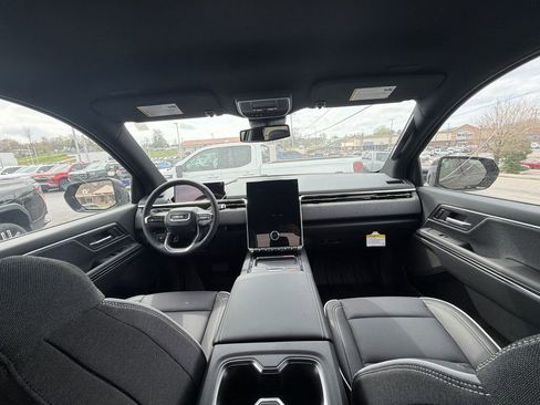 New 2026 GMC Sierra EV Elevation AWD/4WD image 10