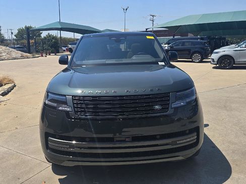 Certified 2025 Land Rover Range Rover SE AWD/4WD image 6